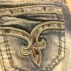 Rock Revival Jeans Womens Sz 27 
 Sherry - Easy Crop Embroidered Distressed